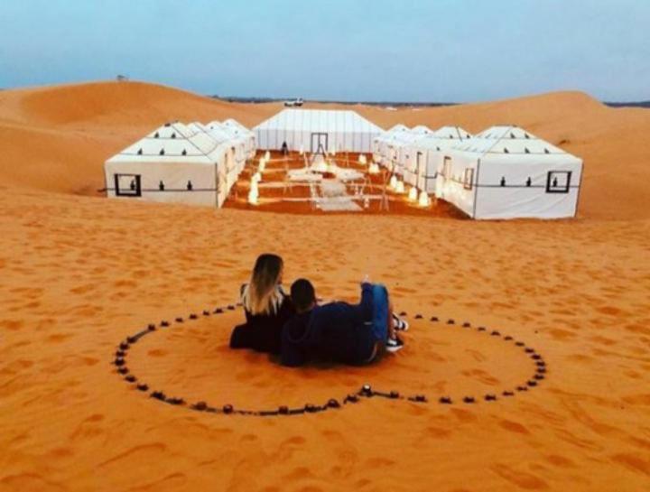 Merzouga Luxury Camp Exterior foto